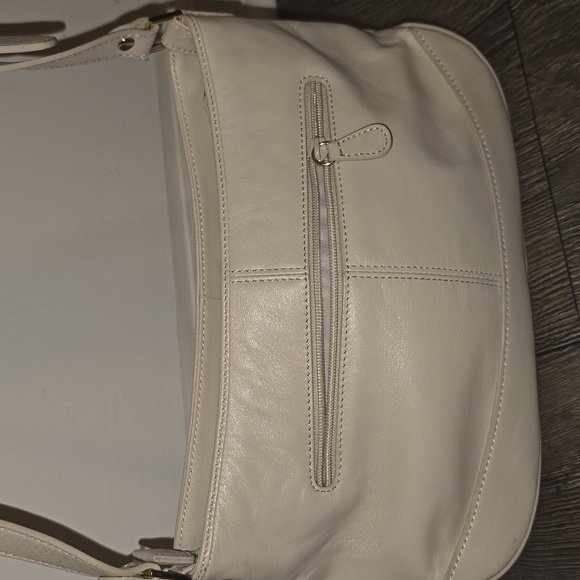 Étienne Aigner Classic Cream Leather Shoulder Bag  Y2K Chic Gold Hardware - Picture 3 of 13